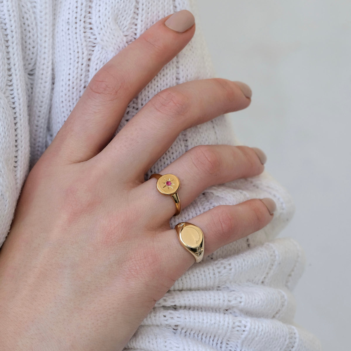 Supernova Ring Ruby - 9kt Yellow Gold